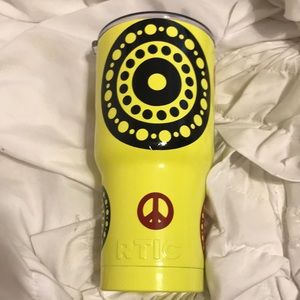 RTIC peace yellow 20oz cup